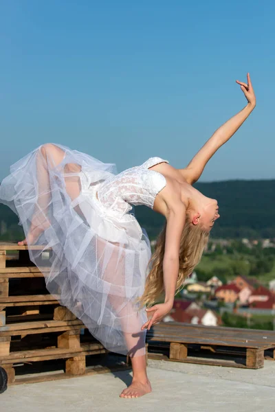 Giovane Bella Ballerina Balletto Donna Abiti Sportivi Facendo Stretching Prima — Foto Stock