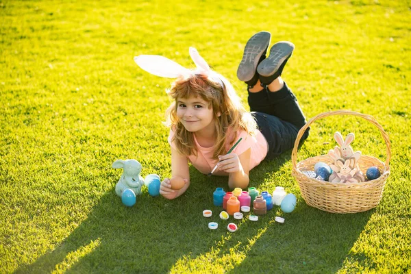 Child Laying Grass Park Wit Easter Eggs Child Boy Easter —  Fotos de Stock