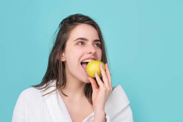Woman Apples Young Woman Eating Apple Blue Isolated Background Bitten — Stock Photo, Image
