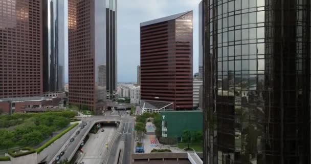 Лос Анджелес Центре Ариальной Мухи Скайскаперы Цитискейп Офіційні Будівлі Хмарочоси — стокове відео