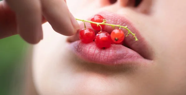 Currant Mouth Macro Currant Lips Red Currant Summer Sexy Fruits — Foto Stock