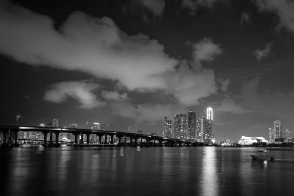 Miami Skyskrabere Skyline Florida Byen Natten Usa Centrum - Stock-foto