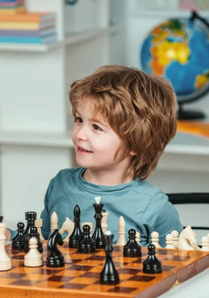 Fathers Day Handsome Father Son Playing Chess While Spending Time — Stock Photo, Image