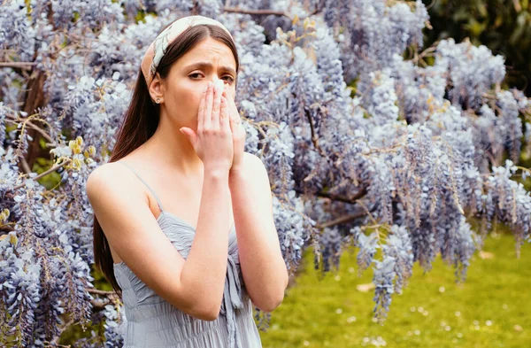 Spring Allergy Girl Nose Sneezing Allergic Symptom Concept Woman Being — Stock Photo, Image
