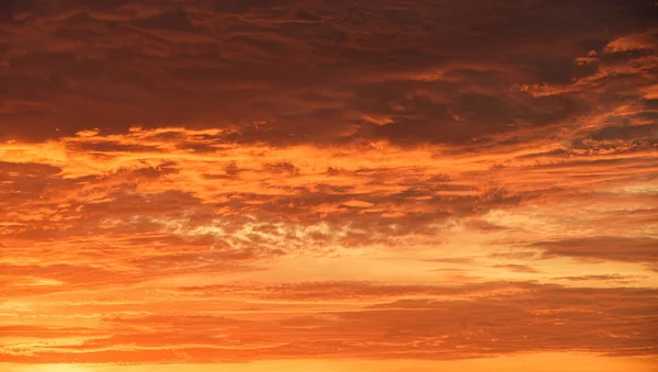 Niebiańska Chmura Chmurny Wschód Słońca Wieczór Chmur — Zdjęcie stockowe