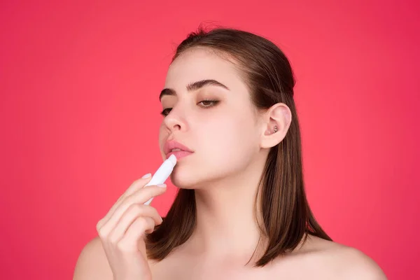 Sexy Mädchen Verwenden Lippenstift Hintergrund Schönheit Und Mode Lippen Wertschätzung — Stockfoto