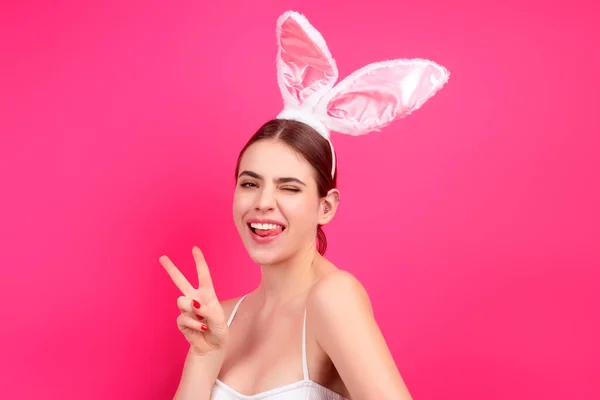 Easter Concept Portrait Young Woman Wearing Bunny Ears Holding Easter — Zdjęcie stockowe