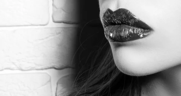Vrouw Sexy Lippen Close Lipmake Lippenstift Lipgloss Schoonheidsmodel Vrouwelijke Cosmetica — Stockfoto