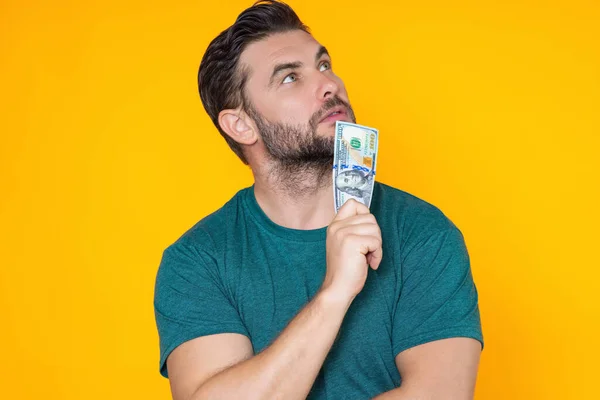 Rijke Man Met Cash Dollarbiljetten Gele Studio Veel Geluk Spandoek — Stockfoto