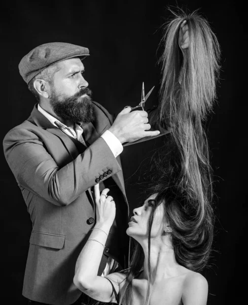 Tendance Élégant Cheveux Longs Coupes Cheveux Mode Coiffeur Salon Beauté — Photo