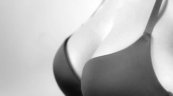 Çekici Şok Edici Güzel Dalgalı Parlak Rujlu Kadın Kolları Inanılmaz — Stok fotoğraf