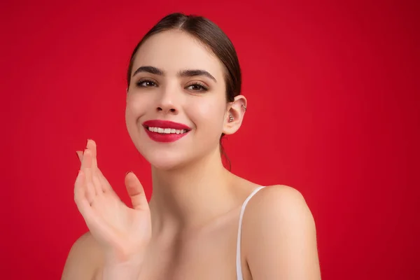 Beauty Woman Fashion Eyes Make Red Lipstick Plump Lips Blonde — Stock Photo, Image