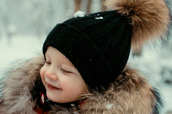 Cute Little Boy Winter Time Happy Toddler Boy Park Cheerful — 스톡 사진