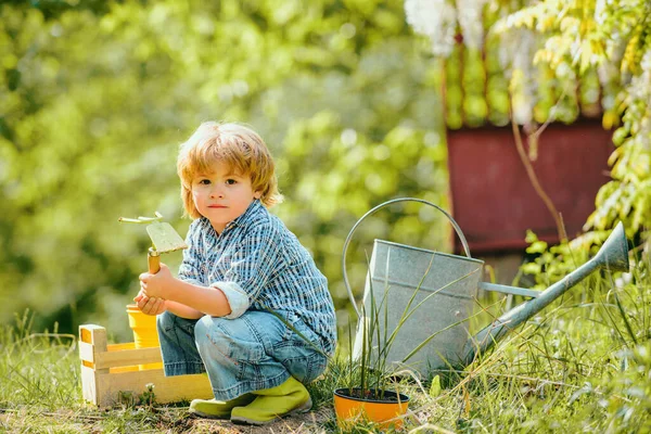 Pretty Cute Kid Working Playing Beautiful Garden Cute Kid Boy — Stock Photo, Image