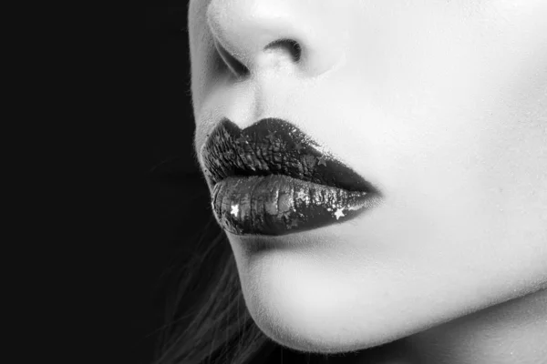 Lábios Sexy Mulher Close Maquiagem Nos Lábios Batom Lipgloss Modelo — Fotografia de Stock