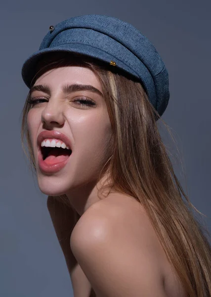 Sensual Elegante Joven Mujer Sexy Moda Sombrero Gorra Moda Hermosa — Foto de Stock