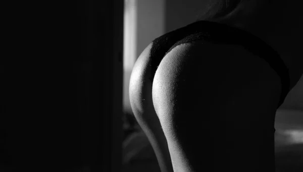 Сексуальная Женщина Женское Белье Прекрасная Леди Трусиках Роскошный Зад Чувственная — стоковое фото