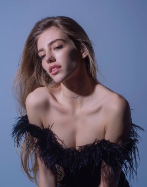 Genç kadın yüz portresi kapatın