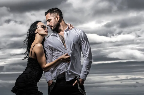Momentos Sexys Amantes Sensuales Pareja Romántica Enamorada Saliendo Hombre Abrazando —  Fotos de Stock