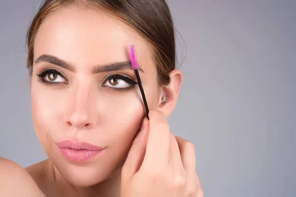 Perfect Eyebrows Natural Beauty Brows Eyebrows Coloring Lamination Woman Combing —  Fotos de Stock