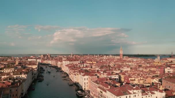 意大利威尼斯的空中景观 圣玛利亚大运河的圣玛丽亚大教堂威尼斯的天际线威尼斯全景 用无人机拍摄金星的空中景观 意大利旅行和旅游 — 图库视频影像