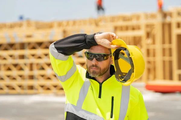 Tired Builder Hard Work Concept Worker Building Uniform Buildings Construction — Stock Photo, Image