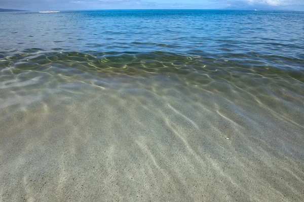 Pantai Tropis Dengan Pasir Laut Pada Liburan Musim Panas — Stok Foto