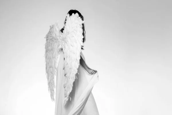 Angel Girl Asas Brancas Compridas Menina Anjo Loira Maravilhosa Com — Fotografia de Stock