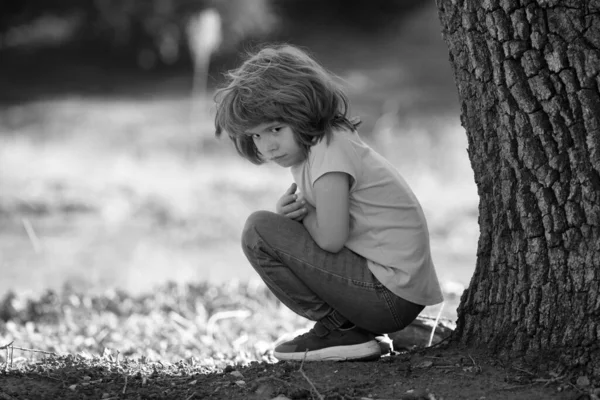 Miúdo Solitário Depressão Infantil Problemas Criança Solitária Crianças Emoções Colapso — Fotografia de Stock
