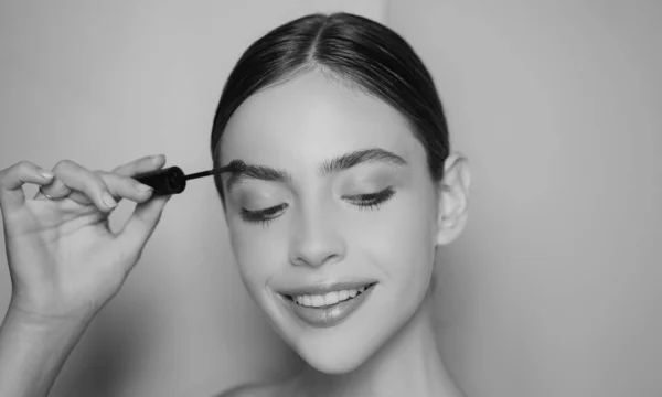 Hermosas Cejas Gruesas Una Mirada Vívida Cejas Perfectas Corrección Maquillaje — Foto de Stock