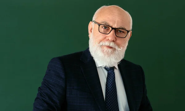 Yaşlı Öğretmen Zarif Takım Elbiseli Komik Profesör Bilim Adamı Boşluğu — Stok fotoğraf