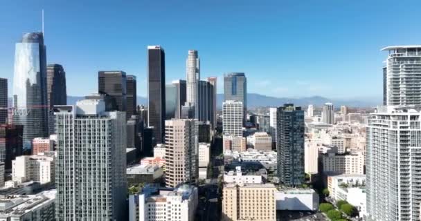 Wolkenkrabbers Van Los Angeles Centrum Vliegen Drone Vanuit Lucht Gezien — Stockvideo