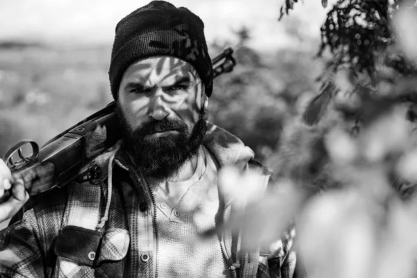 Hunter Con Escopeta Caza Primer Plano Retrato Hamdsome Hunter Hombre — Foto de Stock