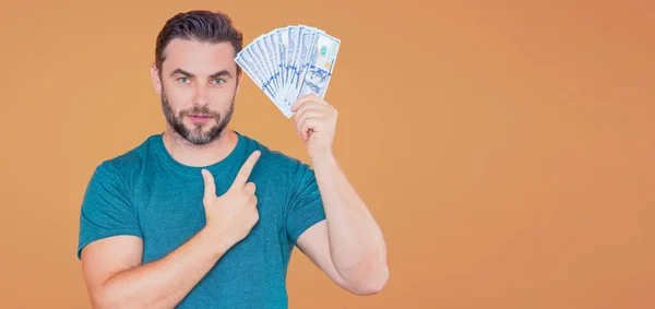Hombre Con Dinero Efectivo Billetes 100 Dólares Retrato Hombre Sosteniendo — Foto de Stock