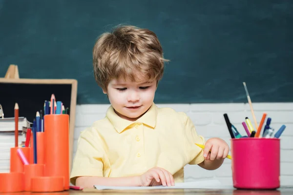 Dzień Nauczyciela Edukacja Dla Ucznia Szkole Happy Cute Pracowite Dziecko — Zdjęcie stockowe