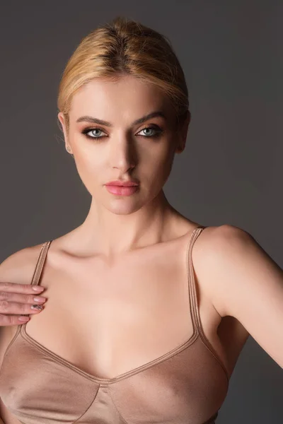 Black Bra Natural Boobs Tits Bra Model Sensual Elegant Young —  Fotos de Stock