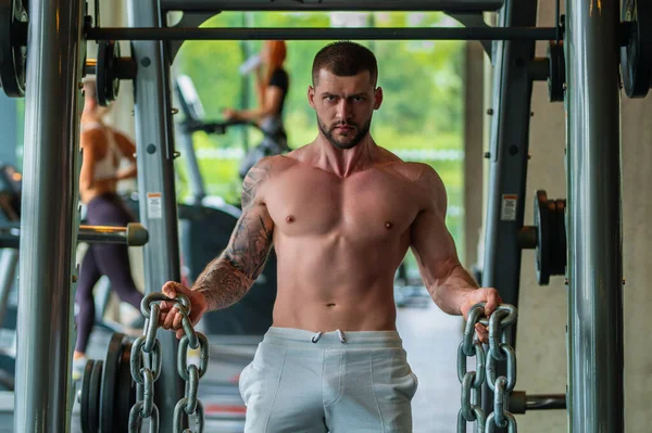 Portrait Handsome Sporty Man Muscular Body Doing Weight Lifting Guy —  Fotos de Stock