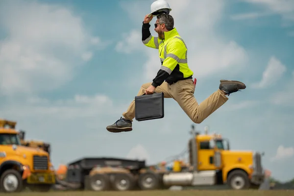 Caucasian Man Construction Worker Jump Helmet Building Construction Building Construction — Stock Photo, Image