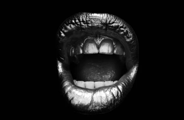 Screaming Gold Mouth Isolated Shouting Golden Mouth Close Sensual Woman — ストック写真