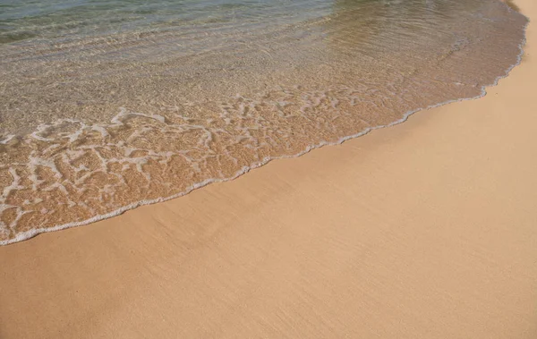 Спокійний Морський Пляжний Фон Літній Тропічний Пляж Піском Океанічна Вода — стокове фото