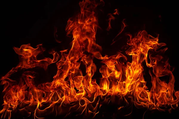 Огонь Пылает Пламенем Черном Фоне Огонь Горит Пламенем Изолированной Абстрактной — стоковое фото