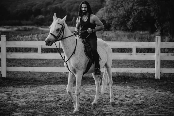 Young Man Riding Horse Handsome Macho Cowboy Riding Horse — Stockfoto