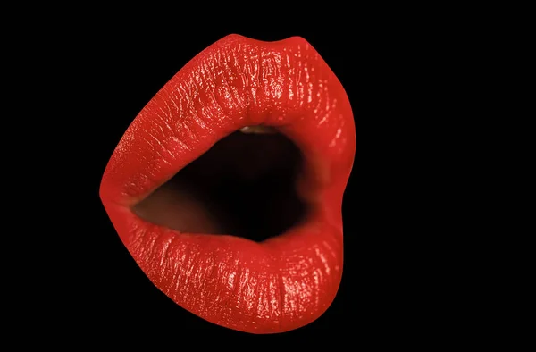 Κορίτσι Ανοιχτό Στόμα Κοντά Κόκκινο Κραγιόν Μακιγιάζ Όμορφο Γυναικείο Πρόσωπο — Φωτογραφία Αρχείου