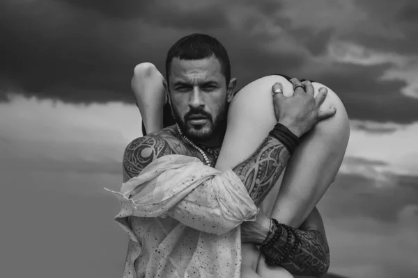 Latino Bărbat Chipeş Fund Sexy Erotica Cuplu Atractiv Face Dragoste — Fotografie, imagine de stoc