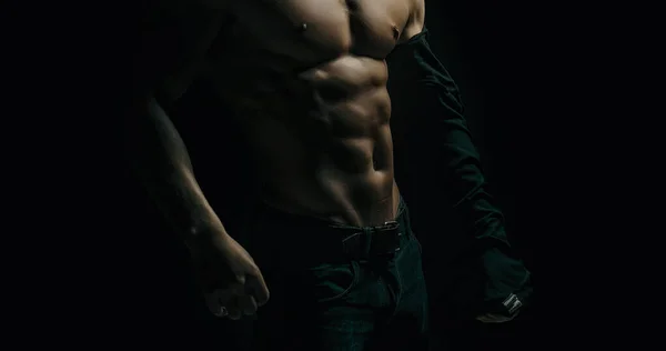 Kaslı Vücut Mükemmel Kaslı Vücudu Olan Seksi Genç Adam Spor — Stok fotoğraf