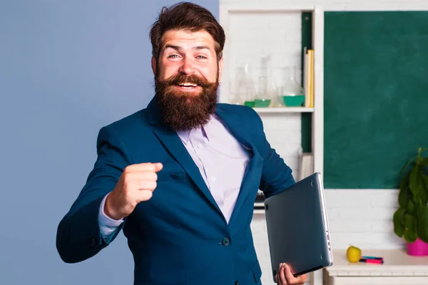 Izgalmas Üzletember Professzionális Tanár Hipster Vállalkozó Nevet Iskolai Osztályteremben Lenyűgöző — Stock Fotó