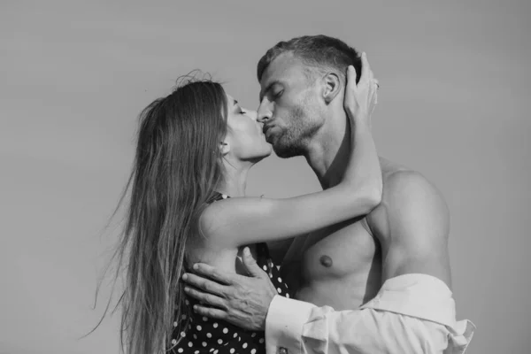 Casal Beijando Livre Casal Apaixonado Por Beijo Romântico Conceito Amor — Fotografia de Stock