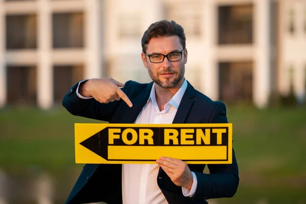 House Rent Real Estate Services Confident Man Suit Real Estate — Stock Photo, Image