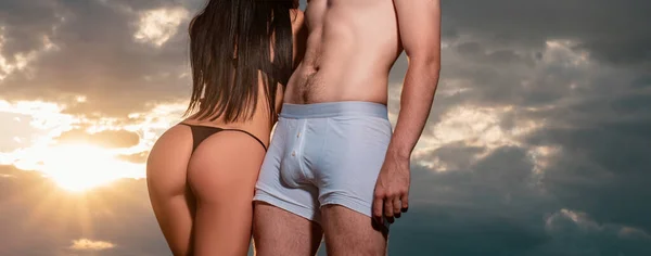 Vrouw Bikini Paar Gekleed Lingerie Vrouw Slipje Ondergoed Heren Boxer — Stockfoto