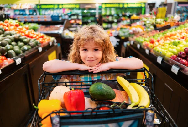 Gesundes Essen Für Junge Familien Mit Kindern Porträt Eines Lächelnden — Stockfoto